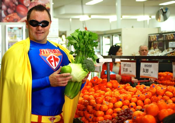 Eat a rainbow of yummy fruit and veggies!